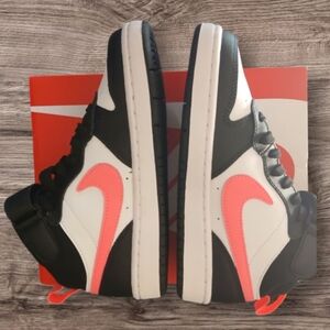 3.5 y Nike court mid 2